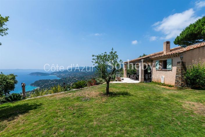 Image No.2-4 Bed House for sale