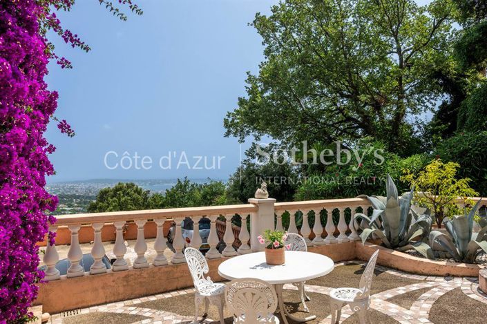 Image No.5-7 Bed Property for sale