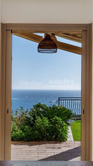 Image No.14-4 Bed Property for sale