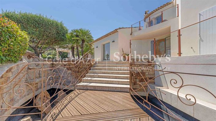 Image No.17-5 Bed Property for sale