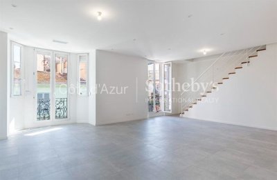 4 Bed Apartment for sale