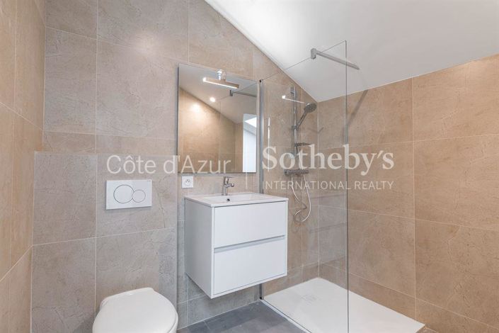 Image No.10-4 Bed Apartment for sale