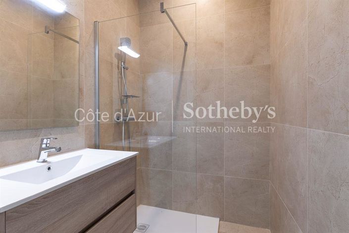 Image No.7-4 Bed Apartment for sale