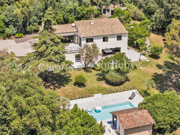 Image No.1-5 Bed House for sale