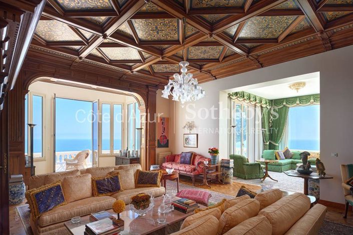 Image No.7-10 Bed Property for sale