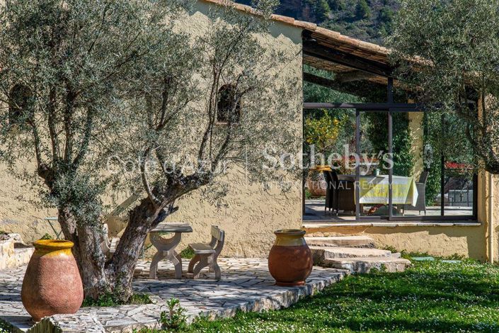 Image No.18-4 Bed House for sale