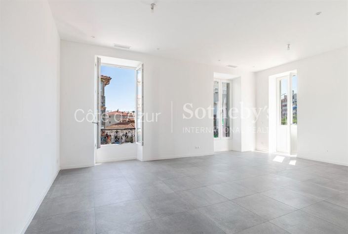 Image No.1-3 Bed Apartment for sale