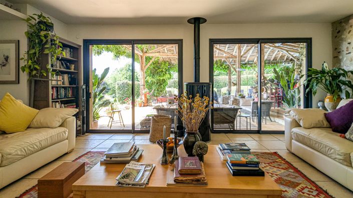 Image No.7-5 Bed House for sale