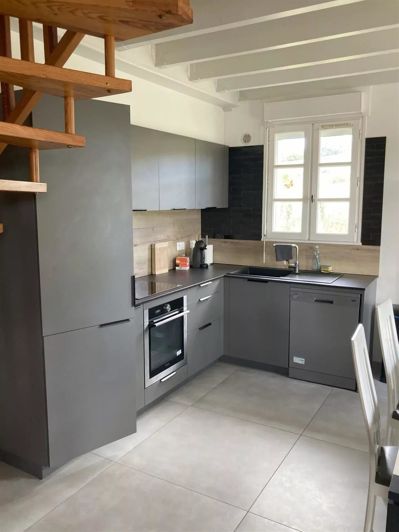 Image No.21-6 Bed House for sale