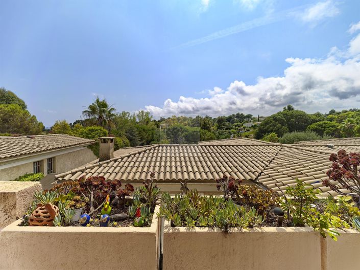 Image No.2-3 Bed House for sale