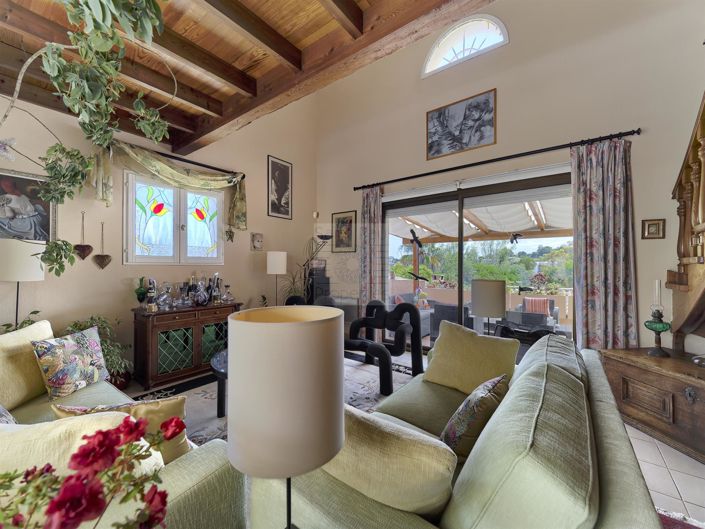 Image No.8-3 Bed House for sale