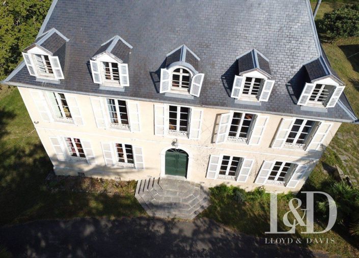 Image No.1-10 Bed Property for sale