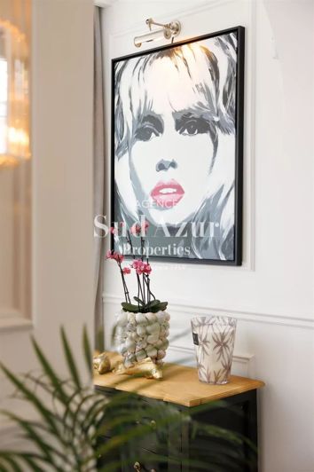 Image No.32-House for sale