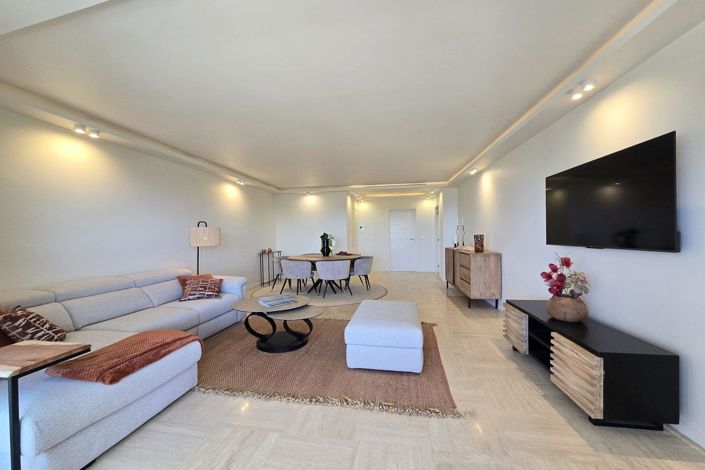 Image No.8-3 Bed Apartment for sale