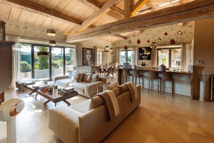 Image No.2-5 Bed House for sale