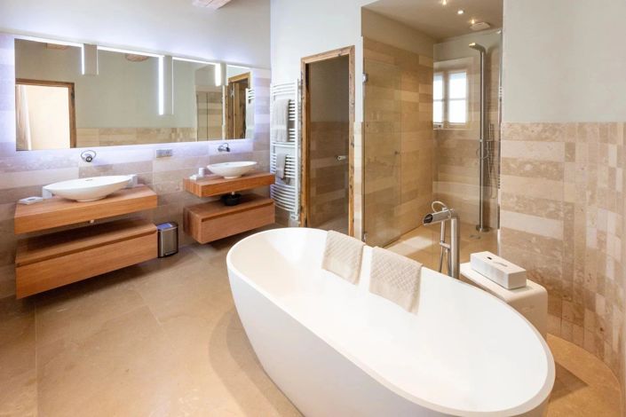 Image No.5-5 Bed House for sale