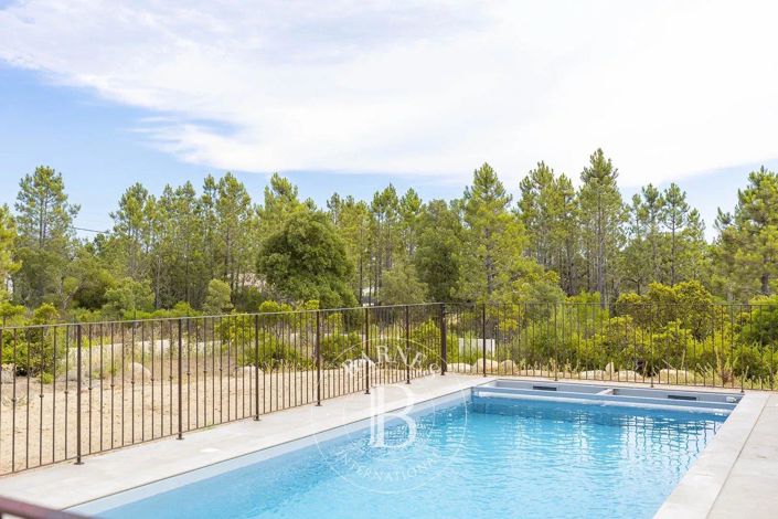 Image No.11-4 Bed House for sale