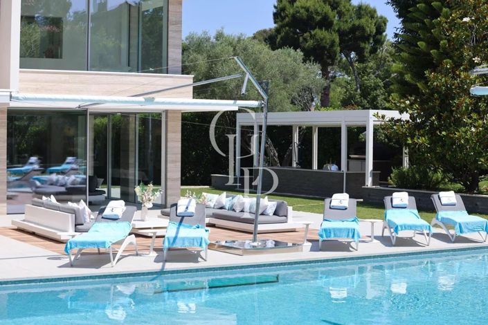 Image No.14-6 Bed House for sale