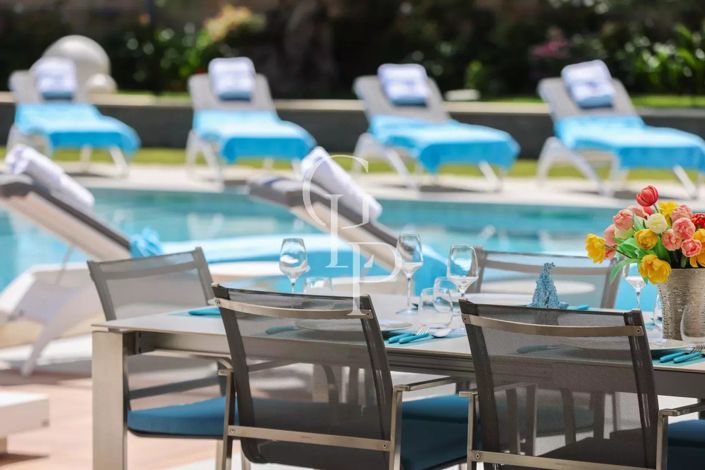 Image No.20-6 Bed House for sale