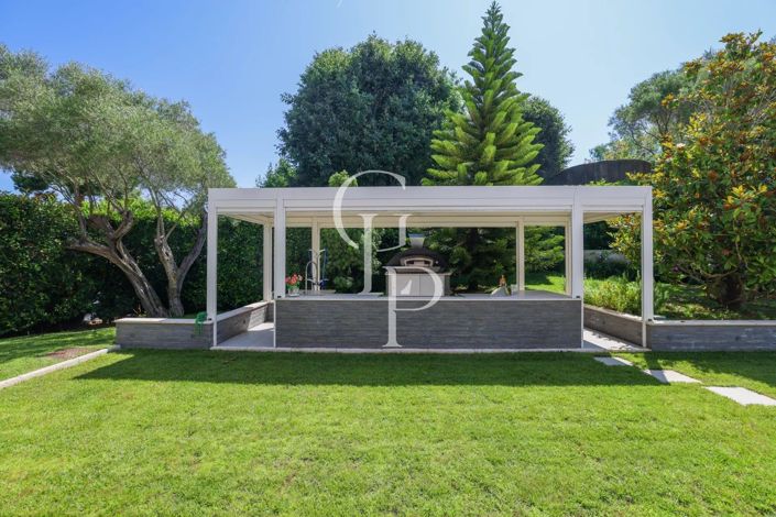 Image No.23-6 Bed House for sale