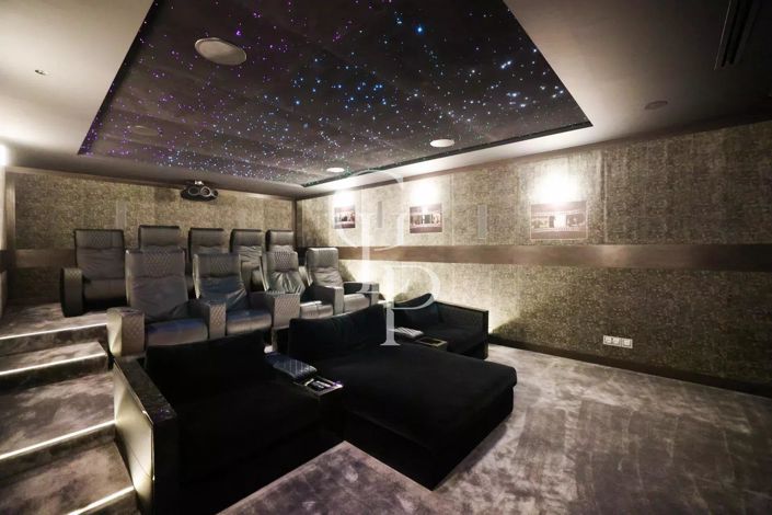 Image No.46-6 Bed House for sale