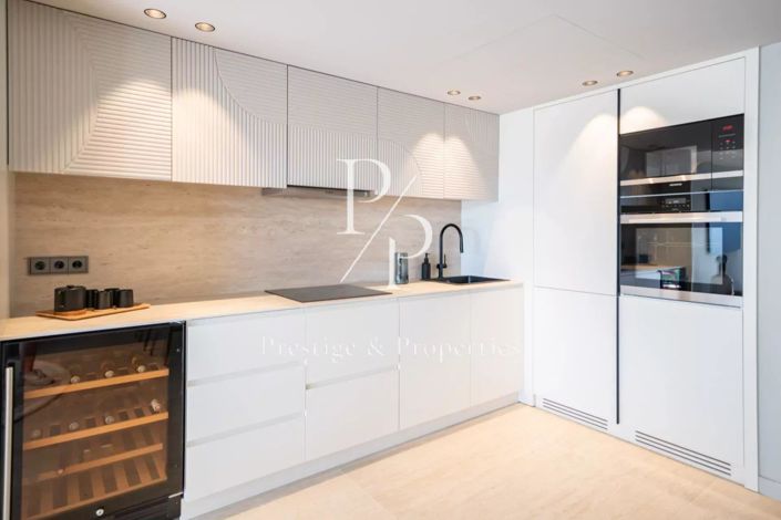 Image No.3-3 Bed Apartment for sale