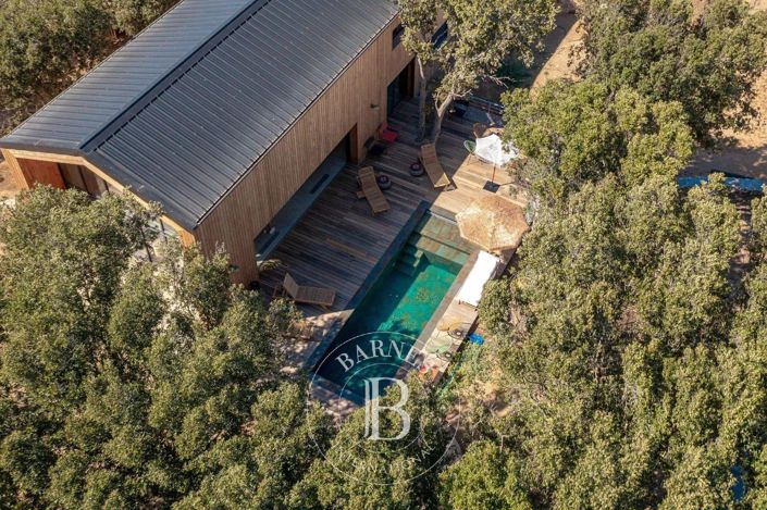 Image No.3-5 Bed House for sale