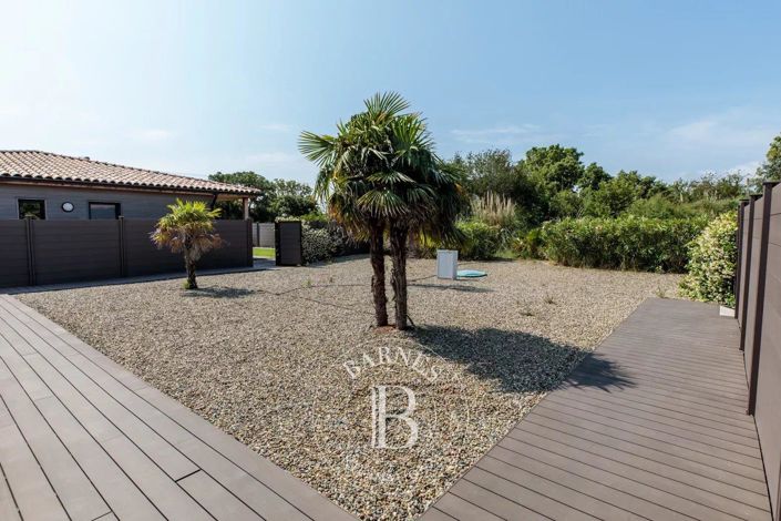 Image No.14-3 Bed House for sale