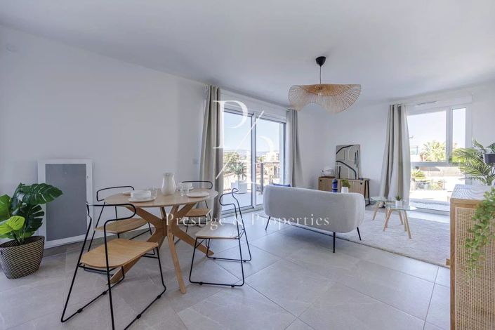 Image No.7-3 Bed Apartment for sale