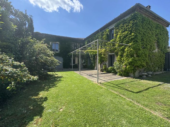 Image No.5-7 Bed House for sale