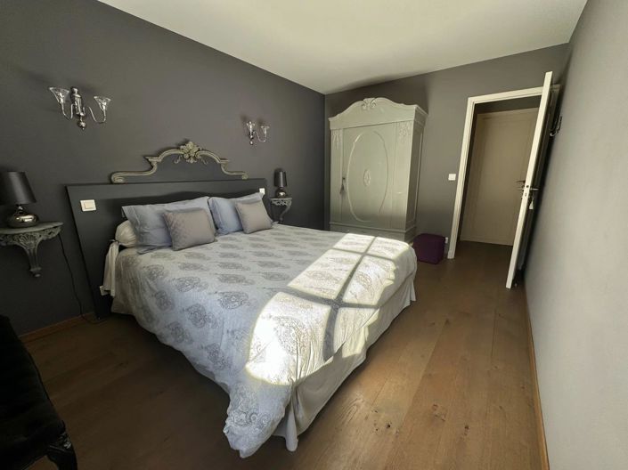 Image No.9-House for sale