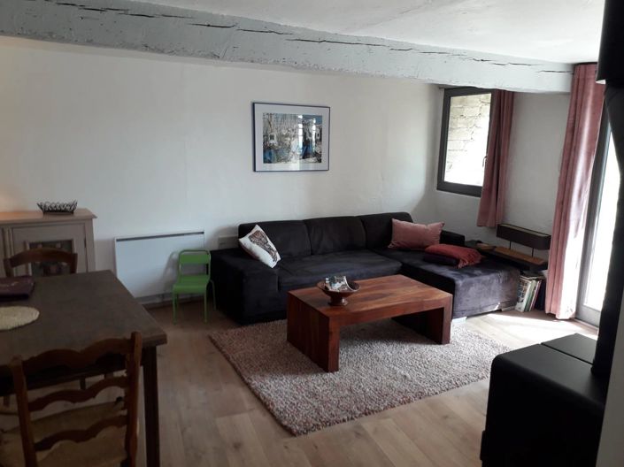 Image No.11-11 Bed House for sale