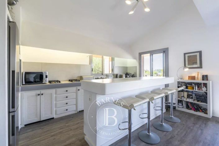 Image No.7-House for sale