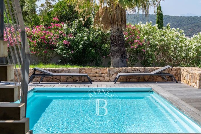 Image No.19-5 Bed House for sale