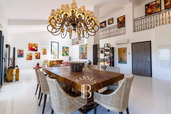 Image No.3-5 Bed Apartment for sale