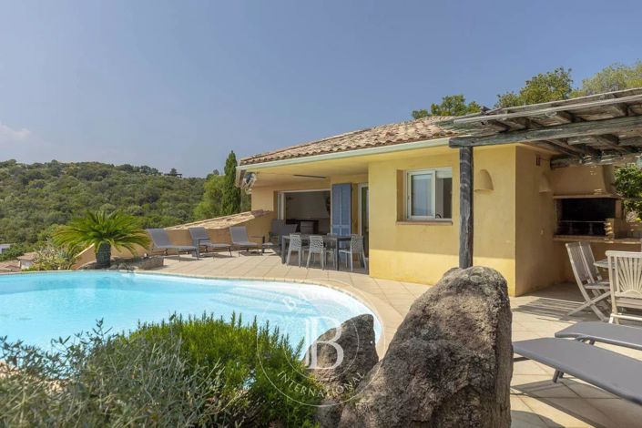 Image No.20-3 Bed House for sale