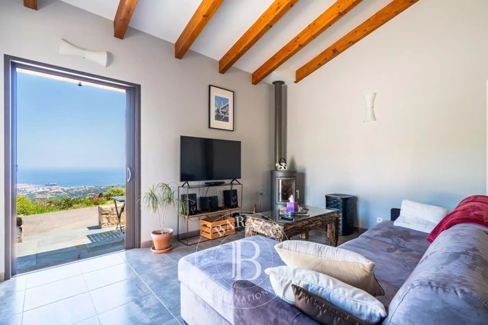 Image No.13-5 Bed House for sale