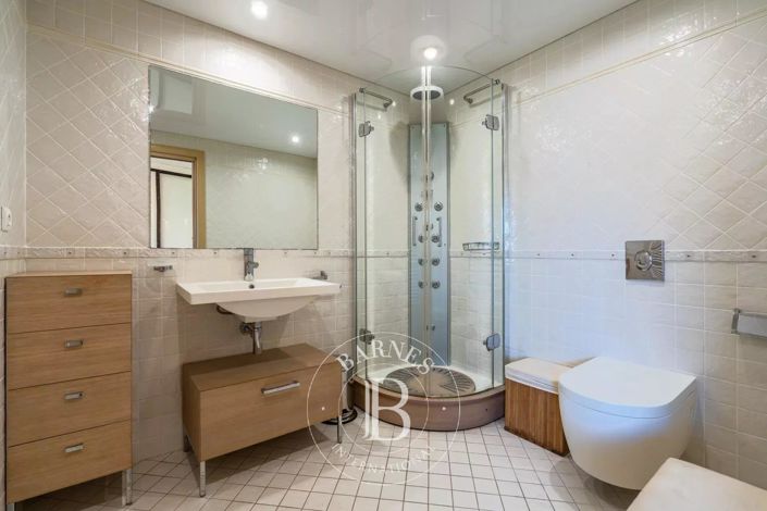 Image No.14-3 Bed Apartment for sale