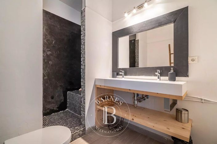 Image No.10-3 Bed Apartment for sale