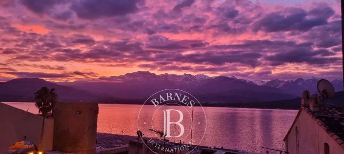 Image No.15-3 Bed Apartment for sale