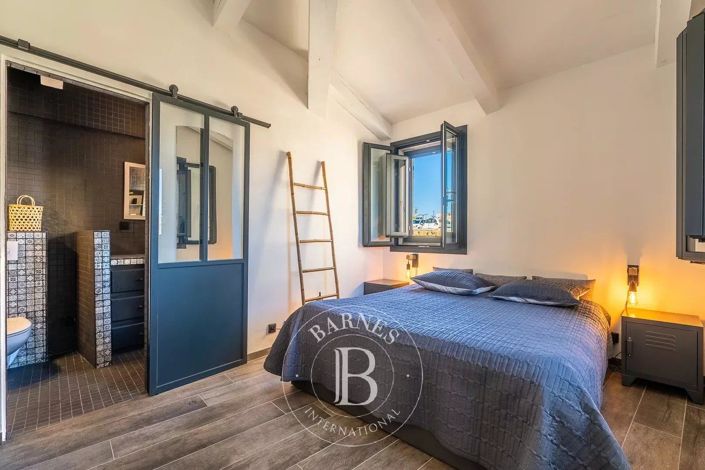 Image No.7-3 Bed Apartment for sale