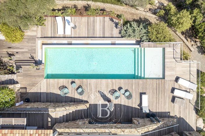 Image No.13-5 Bed House for sale