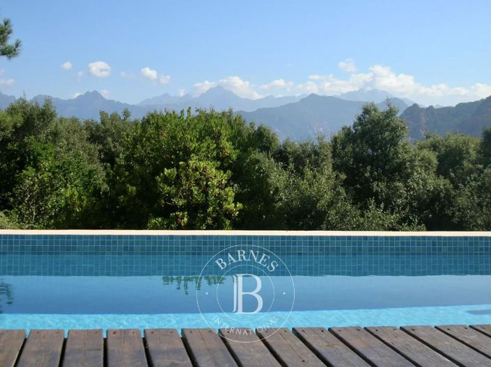 Image No.5-4 Bed House for sale