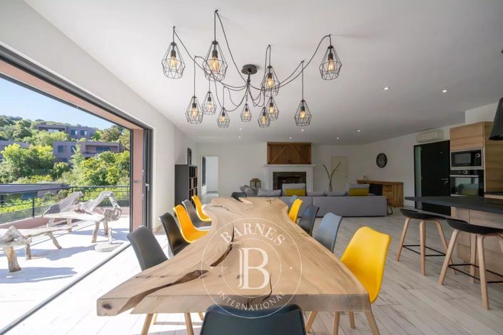 Image No.1-House for sale