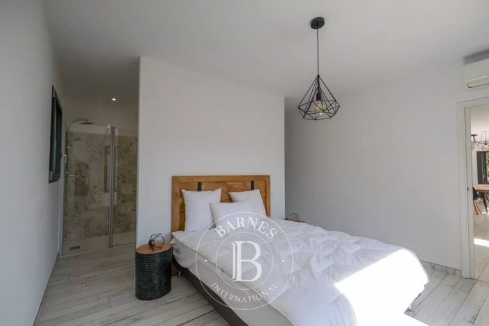 Image No.10-House for sale