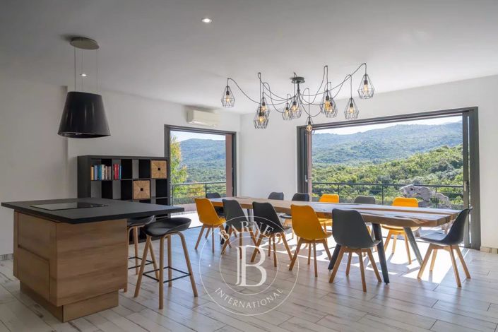 Image No.3-House for sale