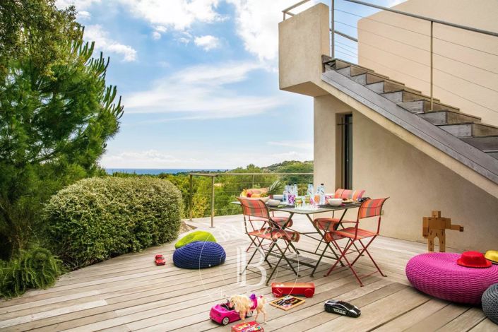 Image No.10-Maison de 5 chambres à vendre à Corse