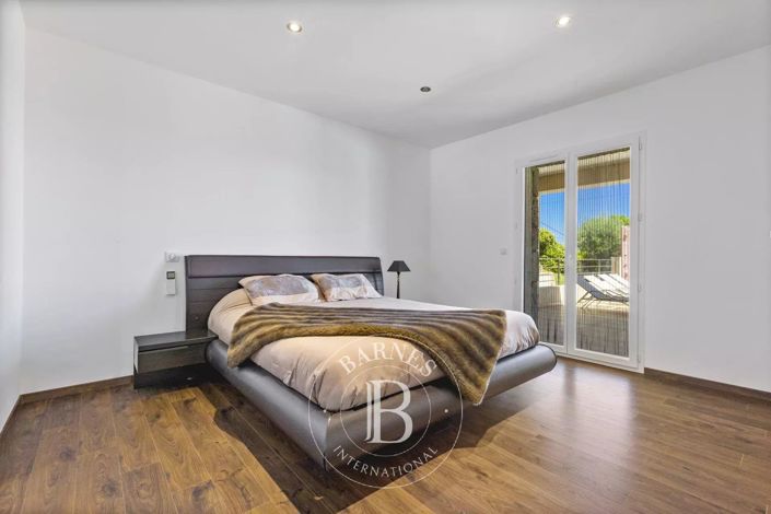 Image No.3-House for sale