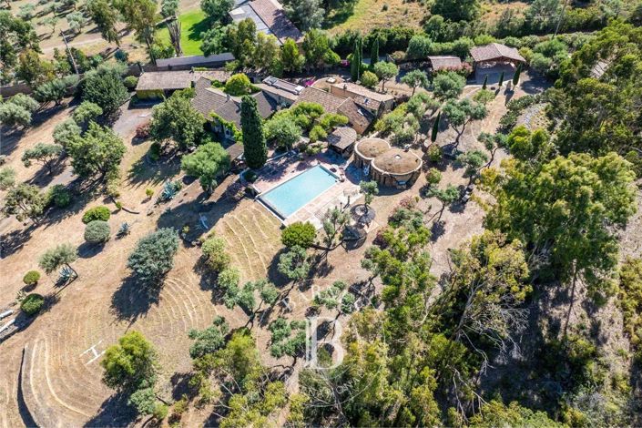 Image No.20-8 Bed House for sale