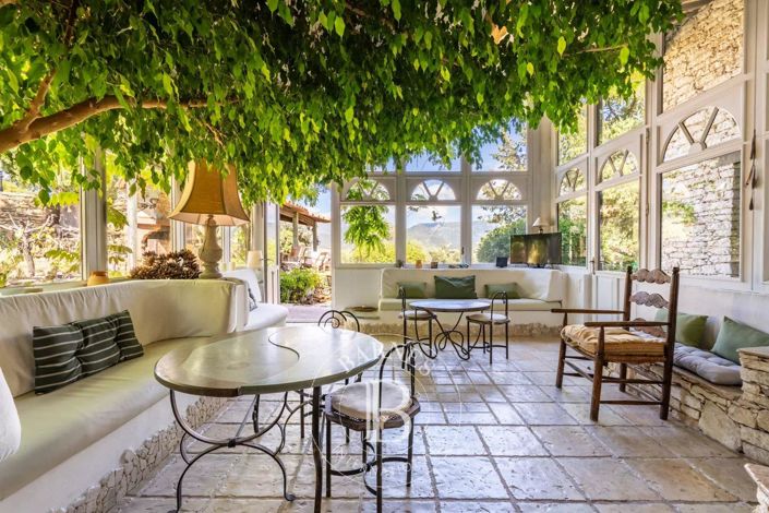 Image No.7-8 Bed House for sale